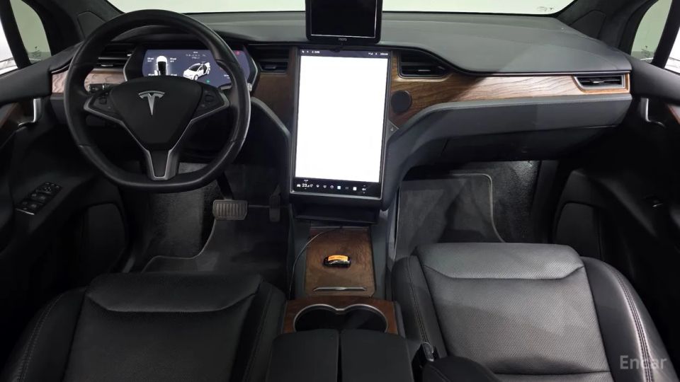 Tesla model-x