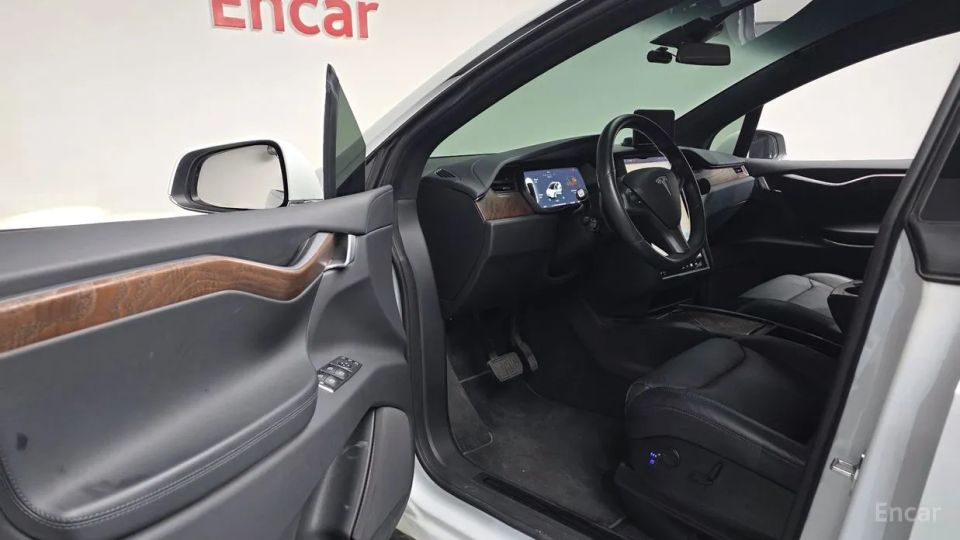Tesla model-x