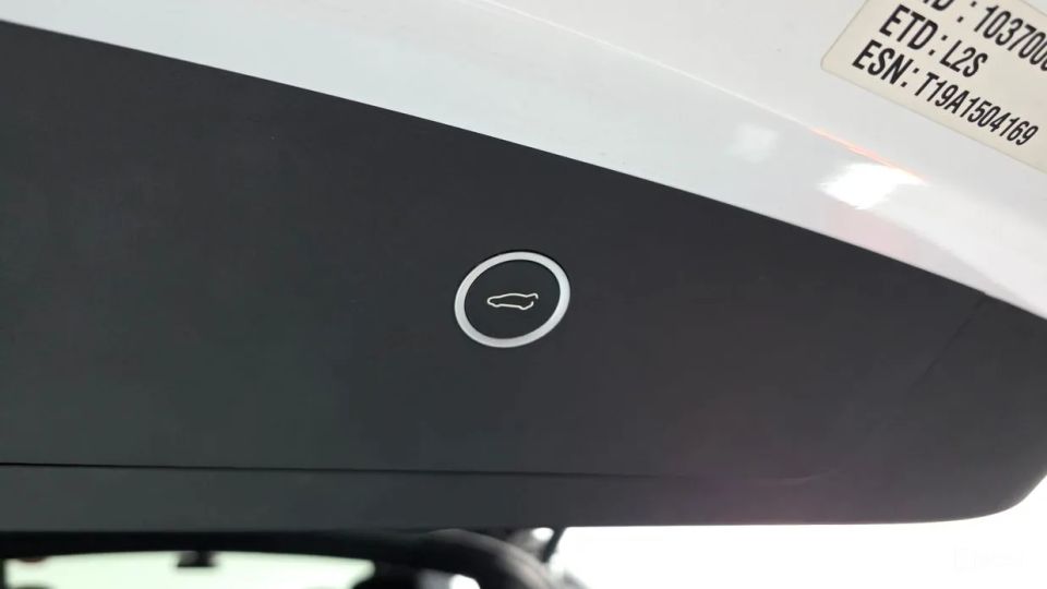 Tesla model-x