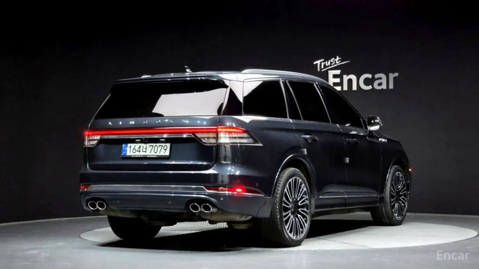 Lincoln Aviator