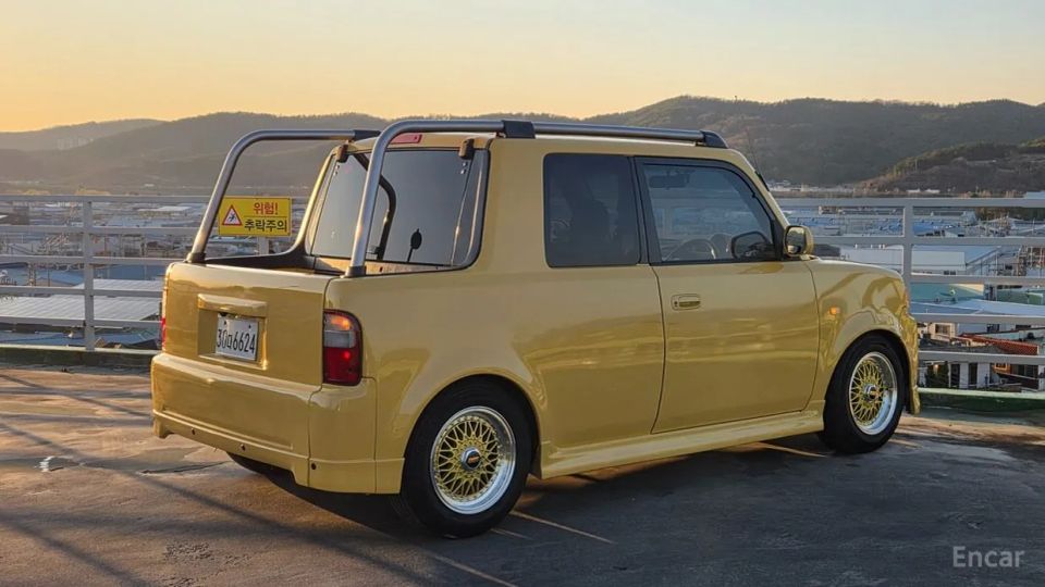 Toyota BB