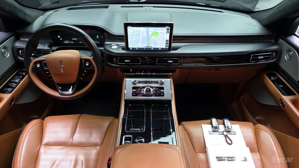 Lincoln Aviator