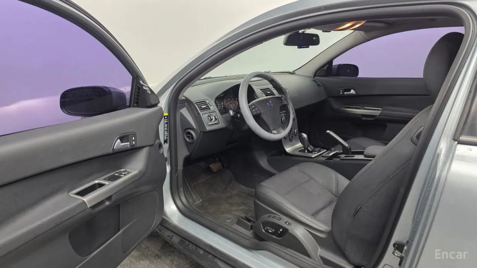 Volvo C30