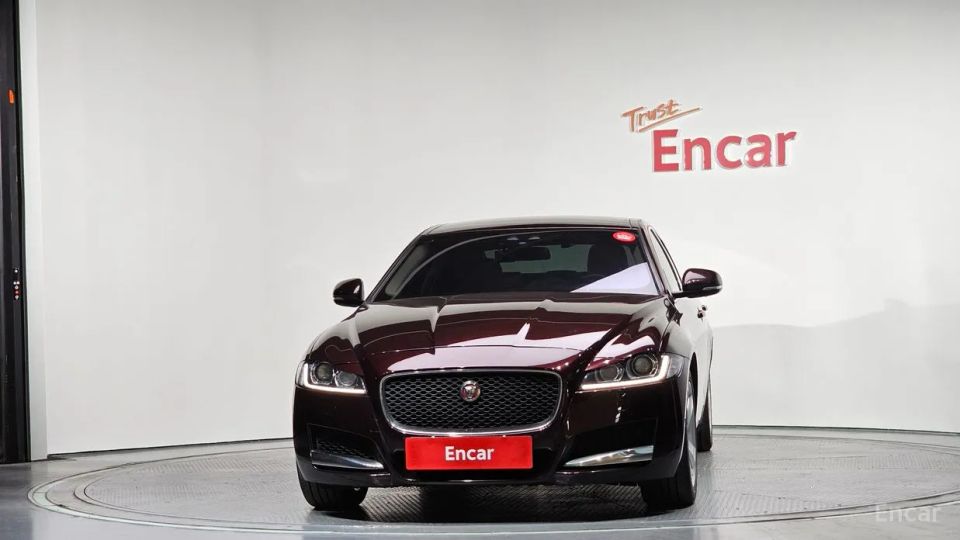 Jaguar xf