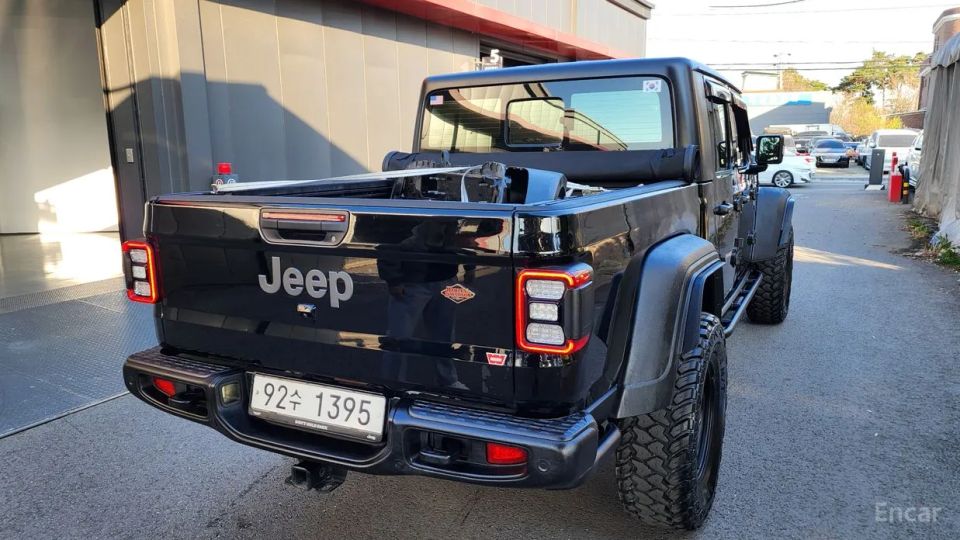 Jeep gladiator