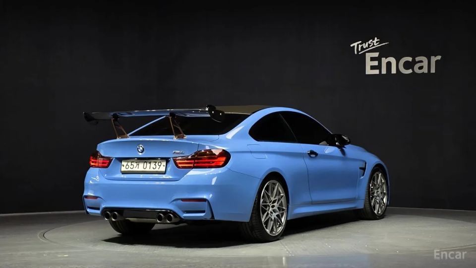 BMW M4