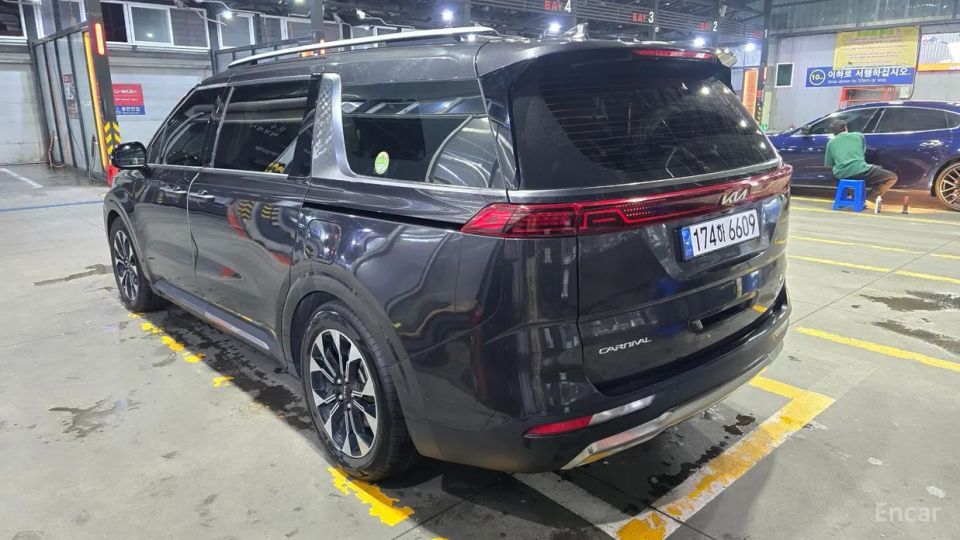 Kia Canival