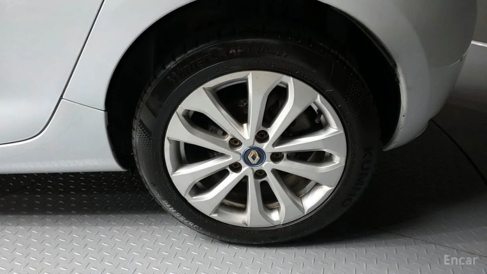 Renault-KoreaSamsung Zoe