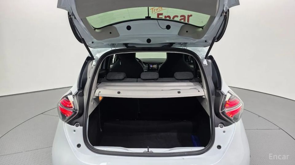 Renault-KoreaSamsung Zoe