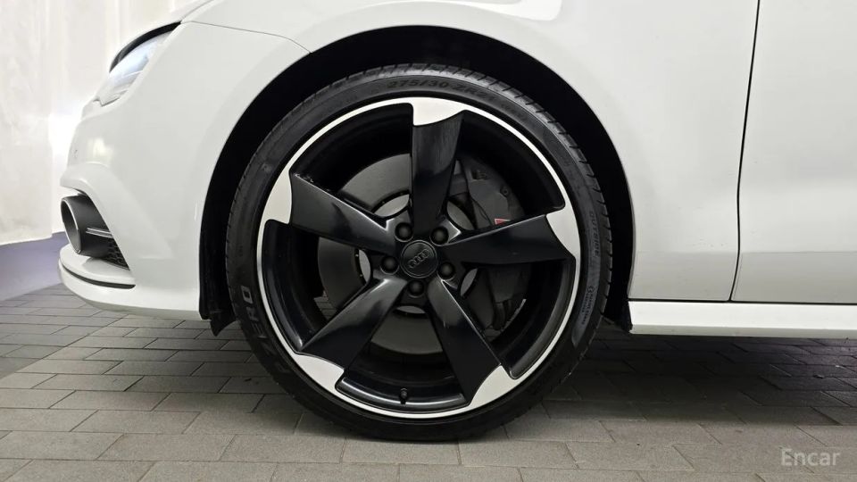 Audi S7