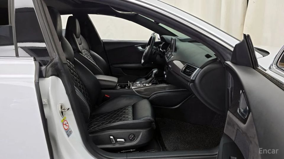 Audi S7