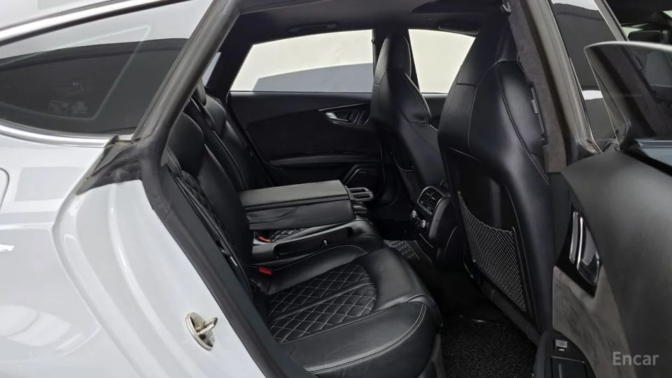 Audi S7