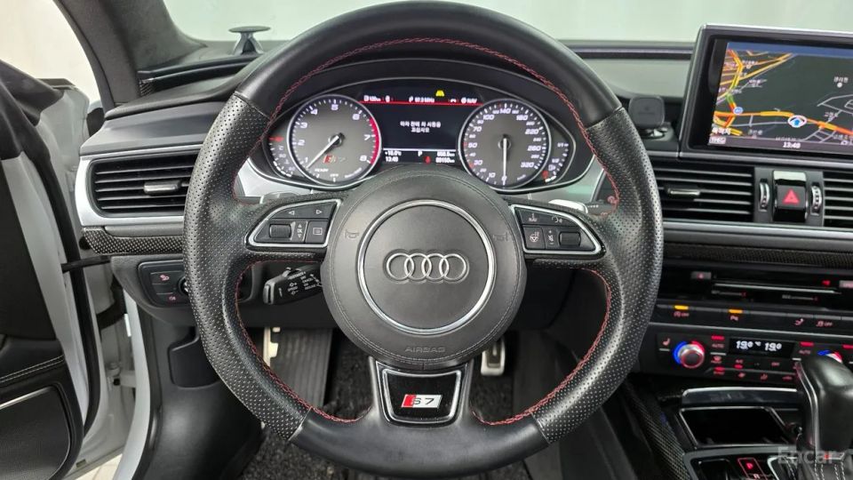 Audi S7