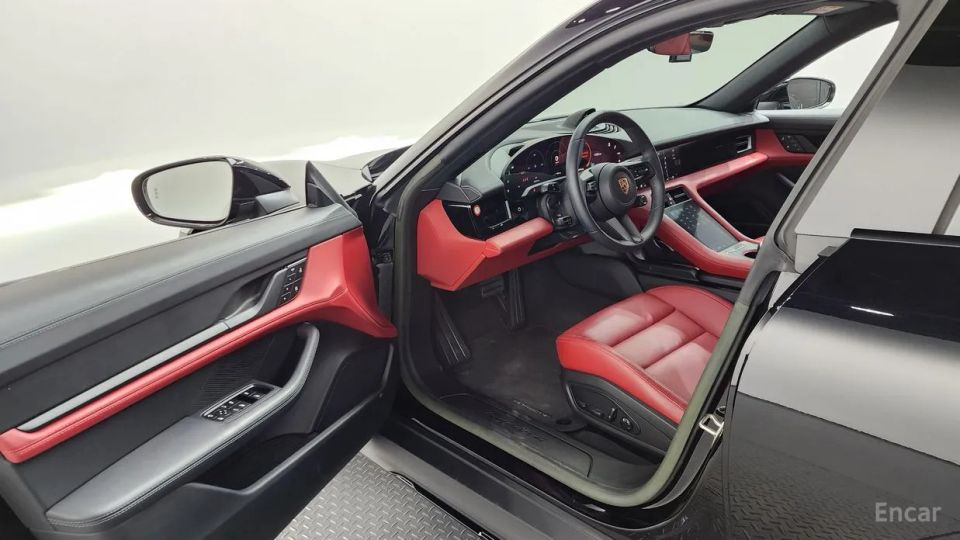 Porsche Taycan