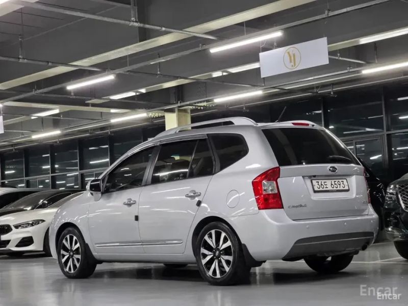 Kia Carens