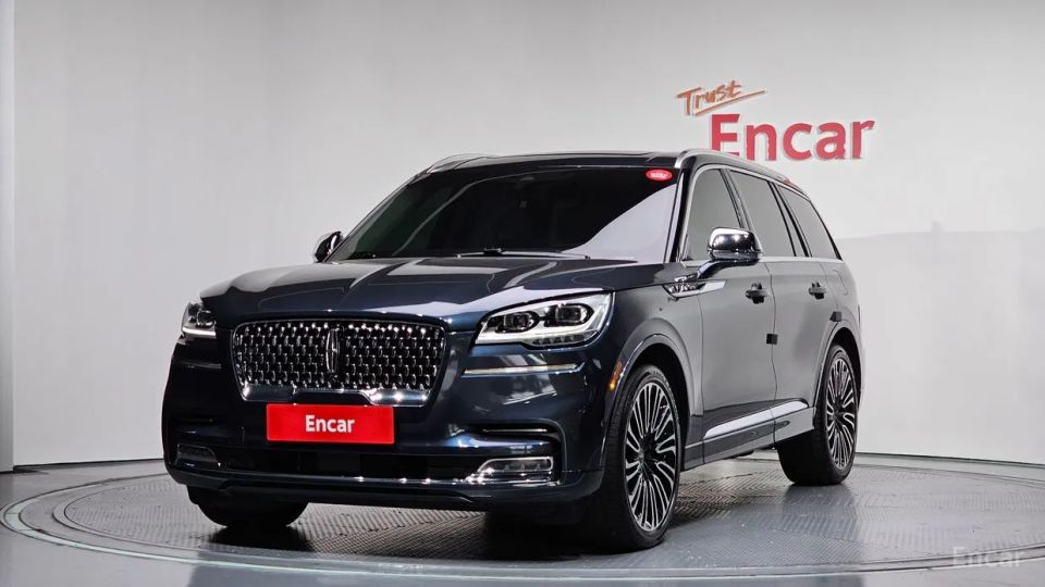 Lincoln Aviator