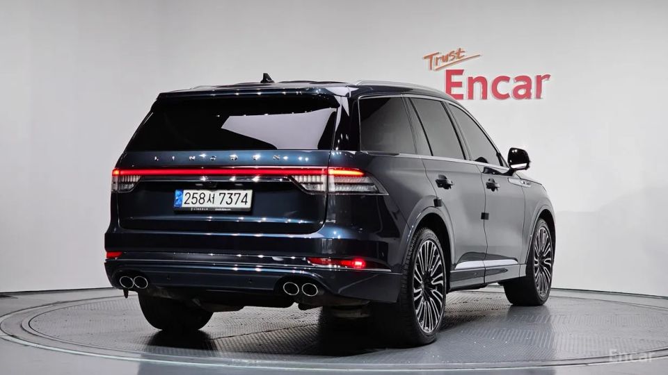 Lincoln Aviator