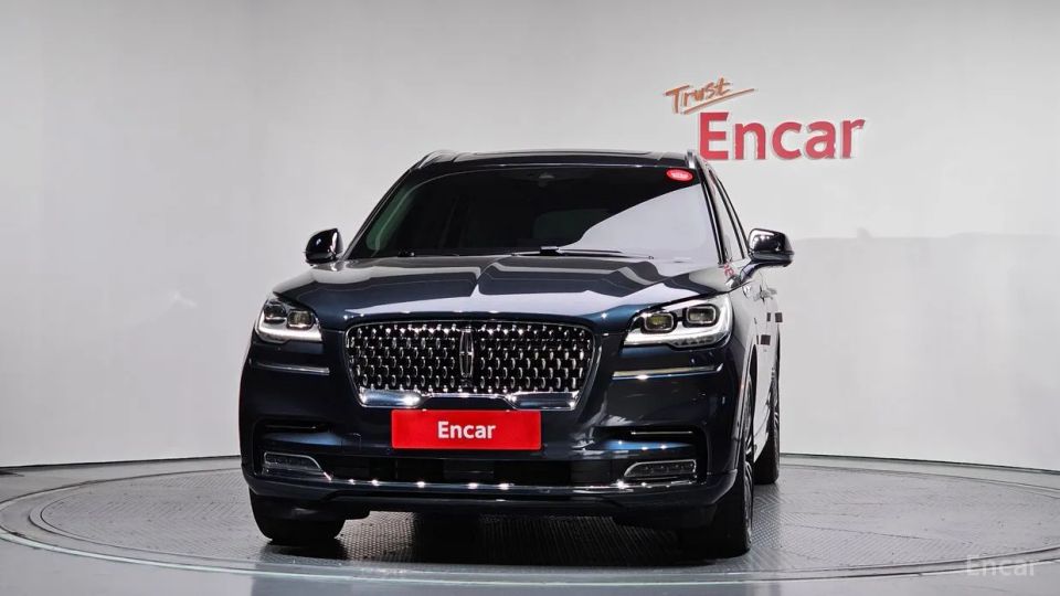 Lincoln Aviator