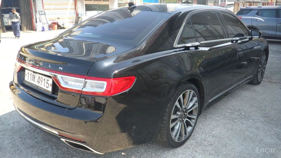 Lincoln Continental