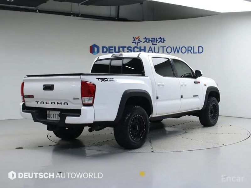 Toyota Tacoma