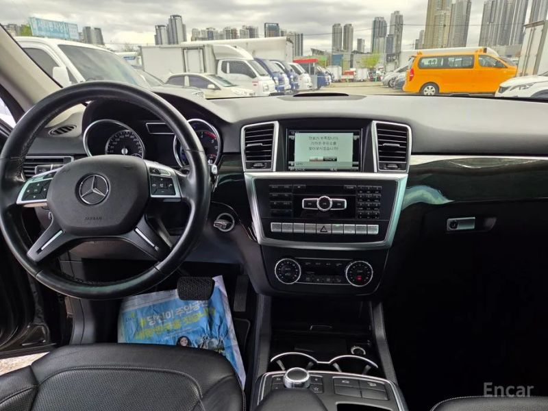 Mercedes-Benz M-class