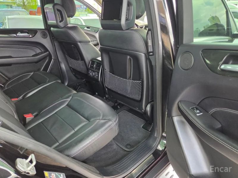 Mercedes-Benz M-class