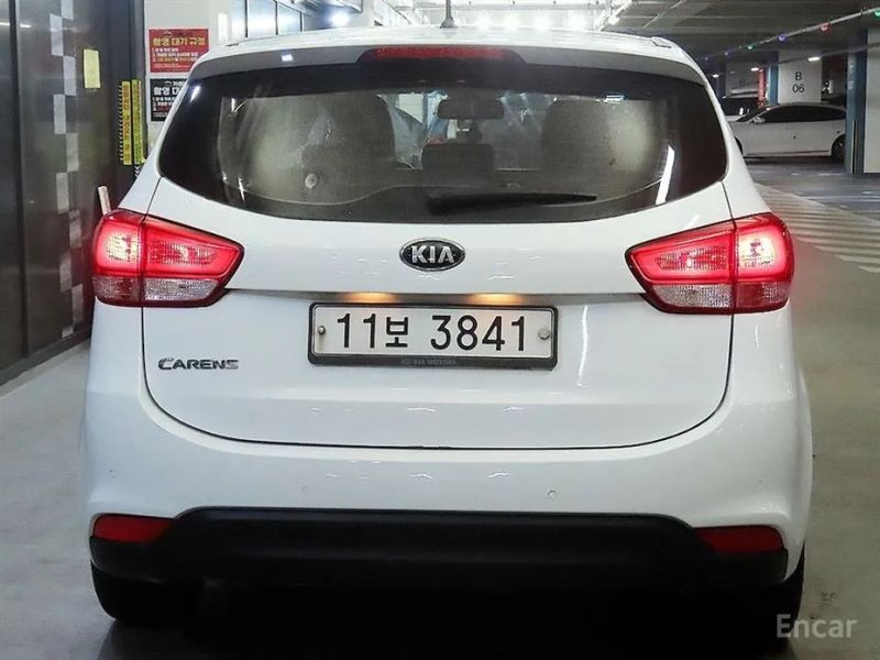 Kia Carens
