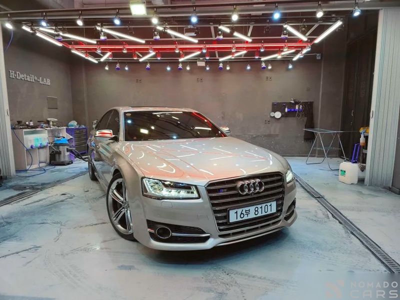 Audi S8