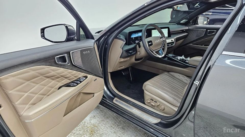 Kia K8