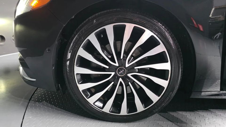 Lincoln Continental