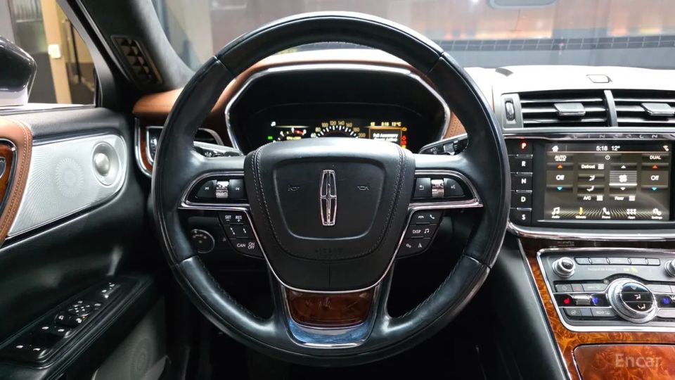 Lincoln Continental