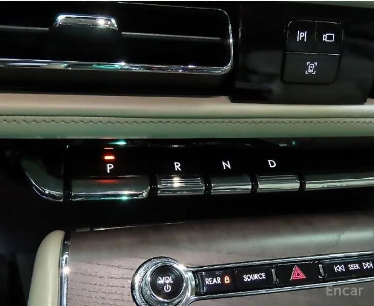 Lincoln Aviator