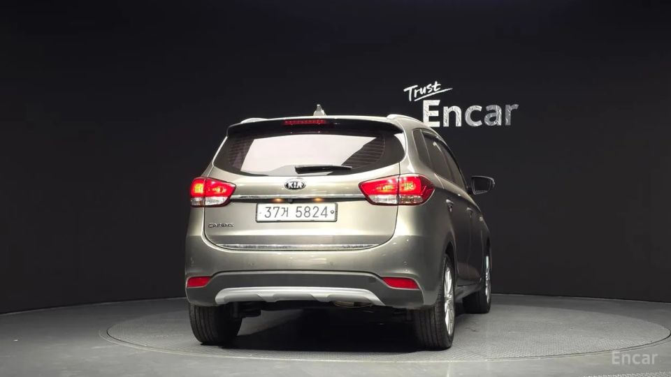 Kia Carens