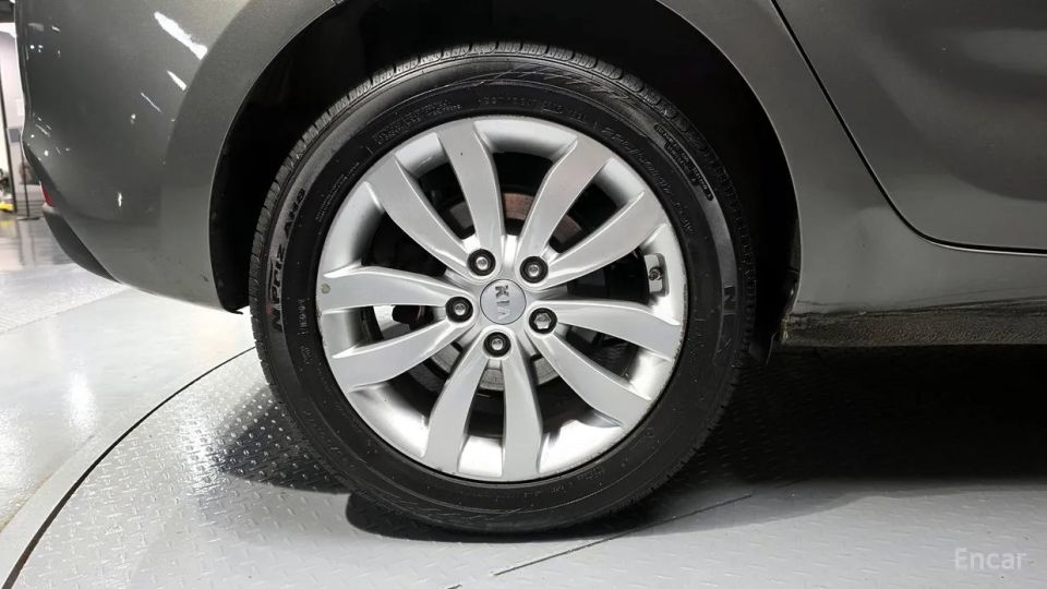 Kia Carens