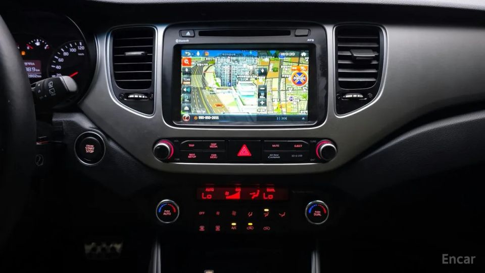 Kia Carens