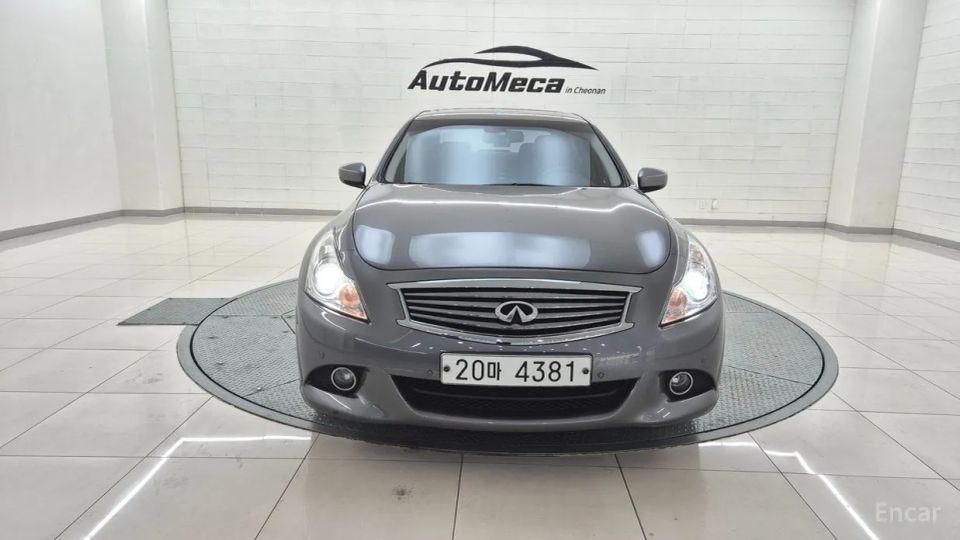 Infiniti G