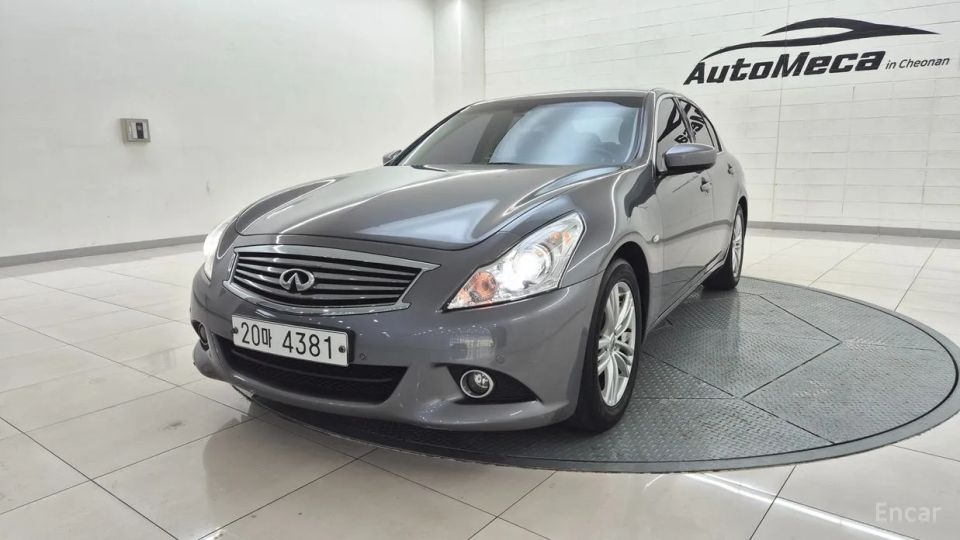 Infiniti G