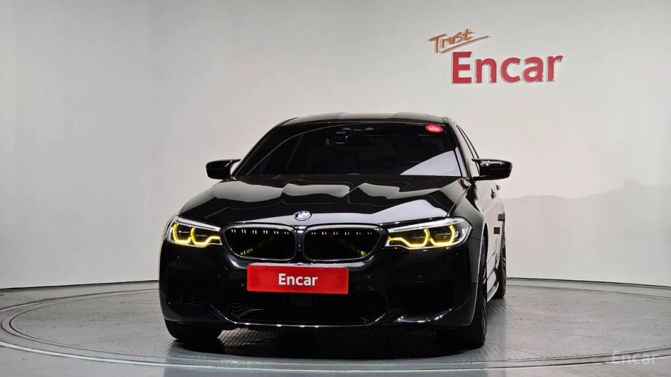 BMW M5