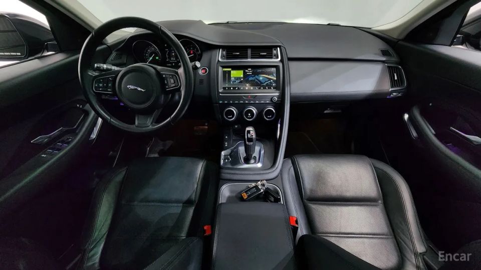Jaguar E-PACE