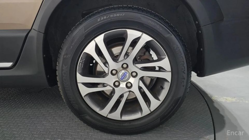 Volvo XC70