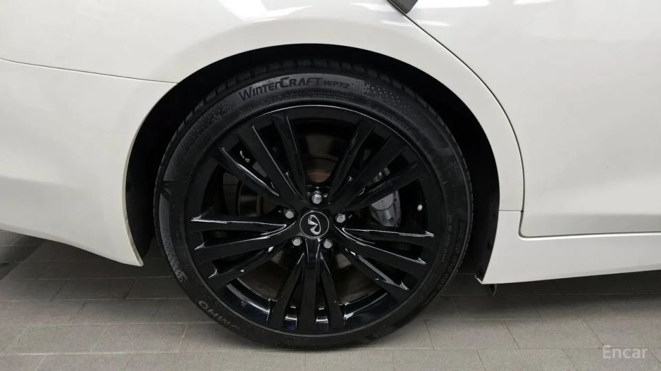 Infiniti Q50