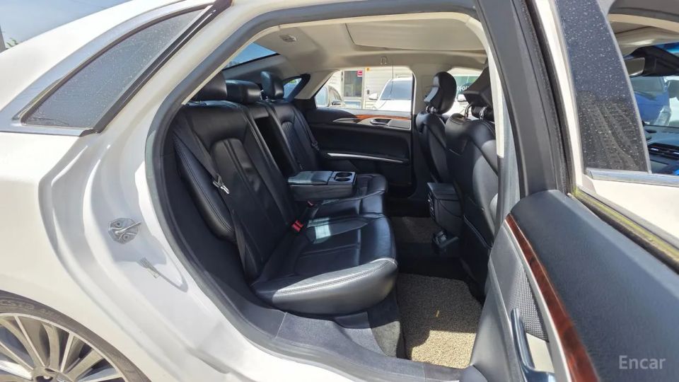 Lincoln MKZ