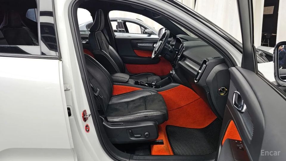 Volvo XC40