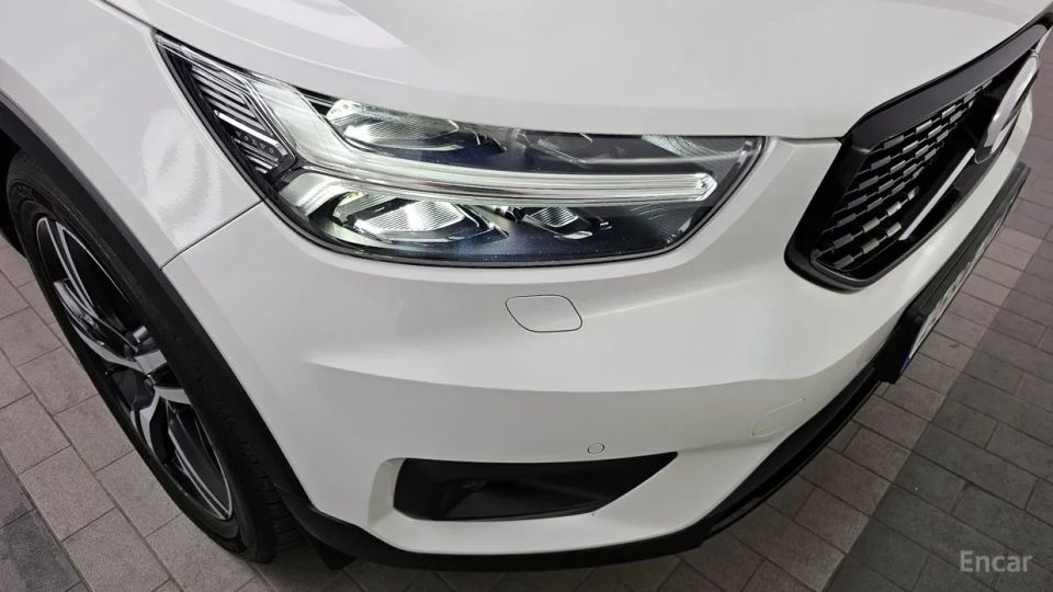 Volvo XC40