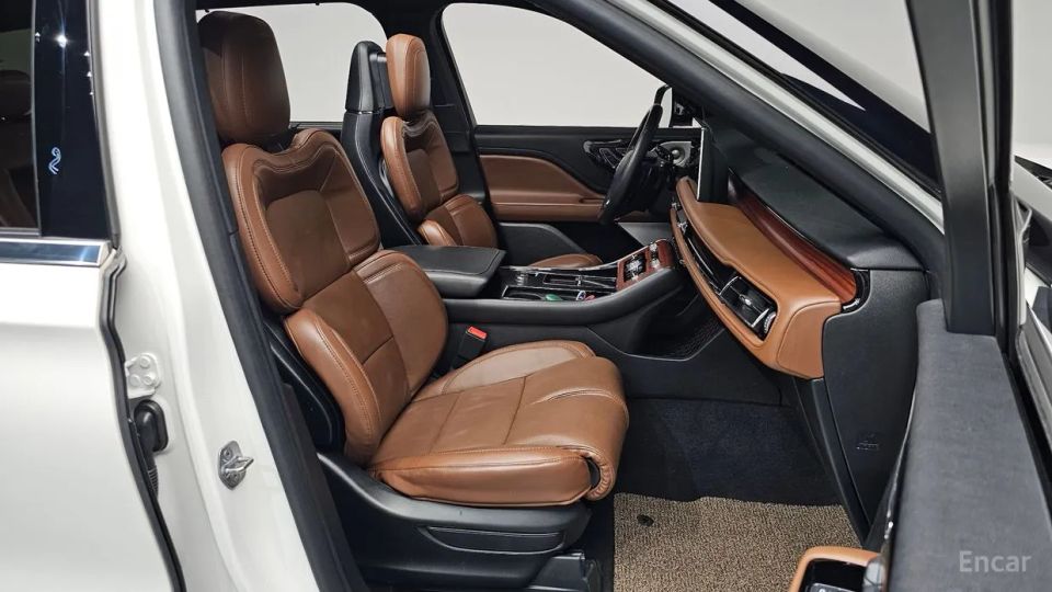 Lincoln Aviator