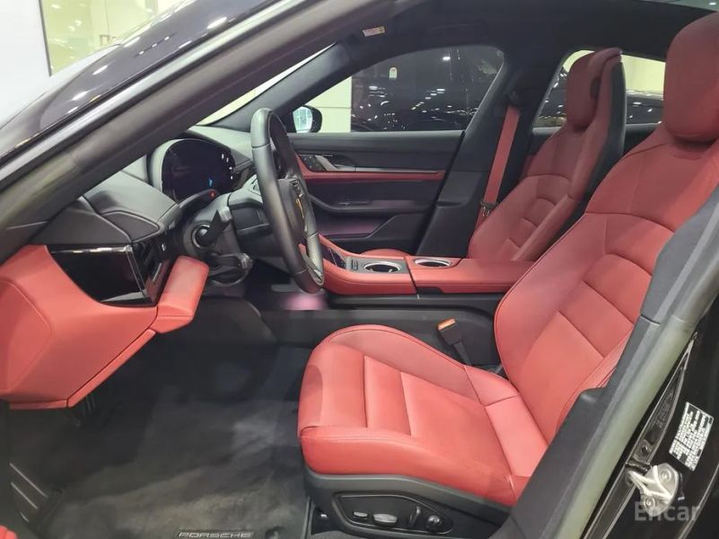 Porsche Taycan