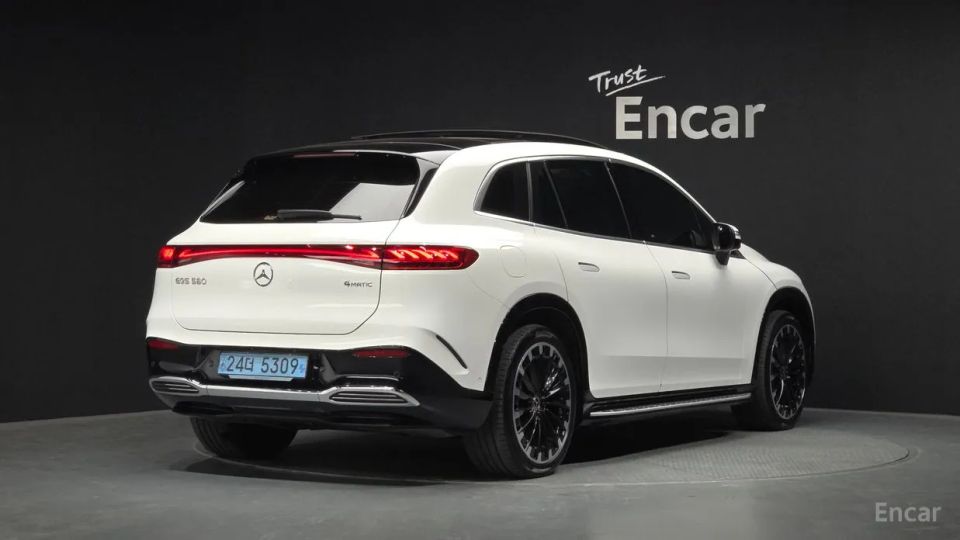 Mercedes-Benz EQS