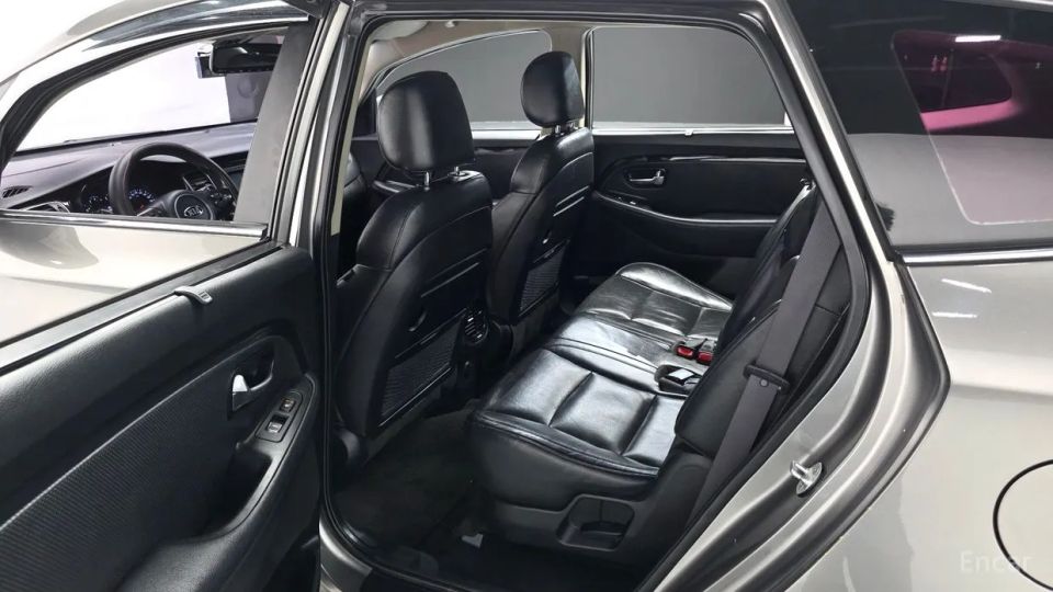 Kia Carens