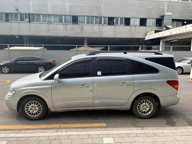KG_Mobility_Ssangyong Rodius