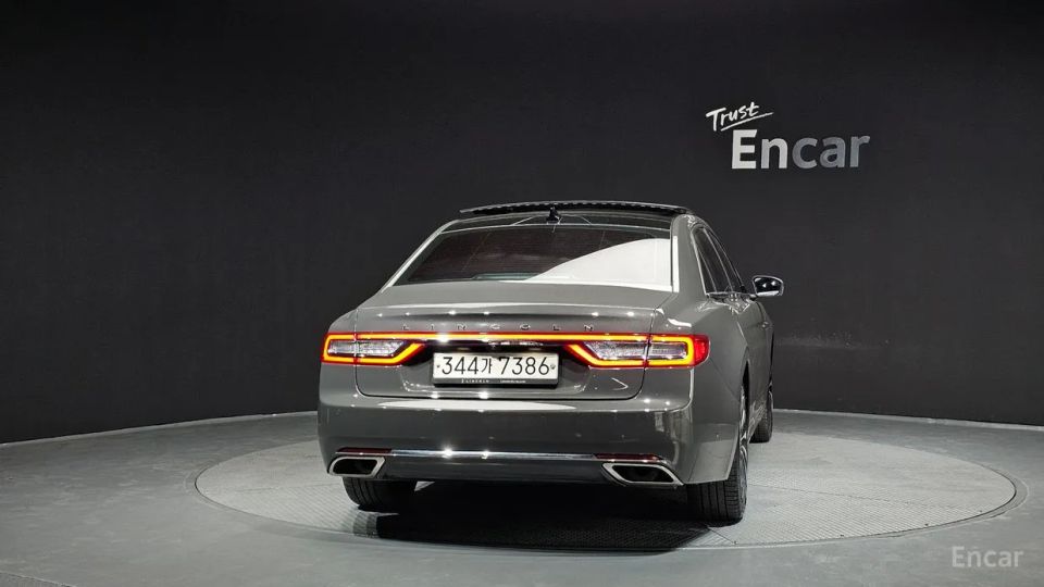 Lincoln Continental